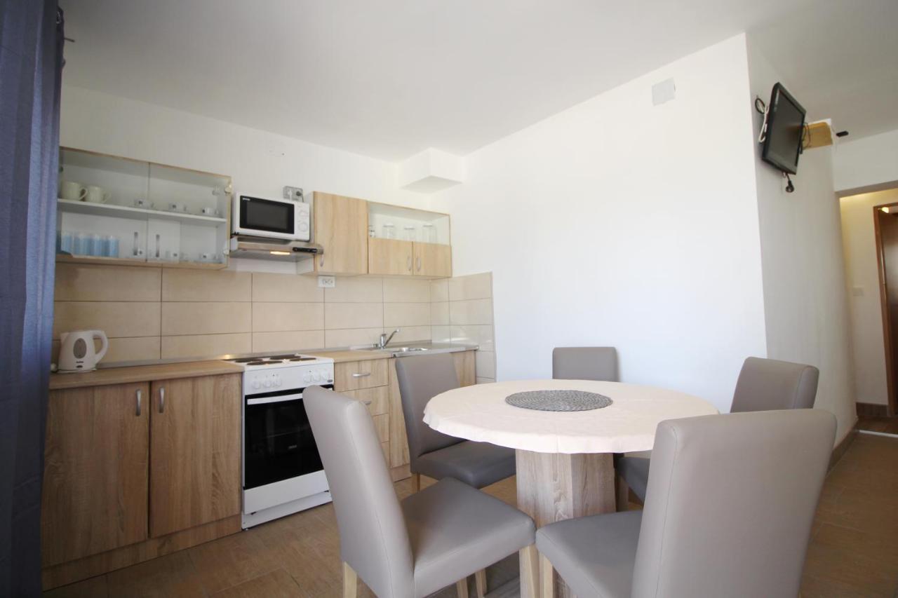 נין Apartment Suzy מראה חיצוני תמונה