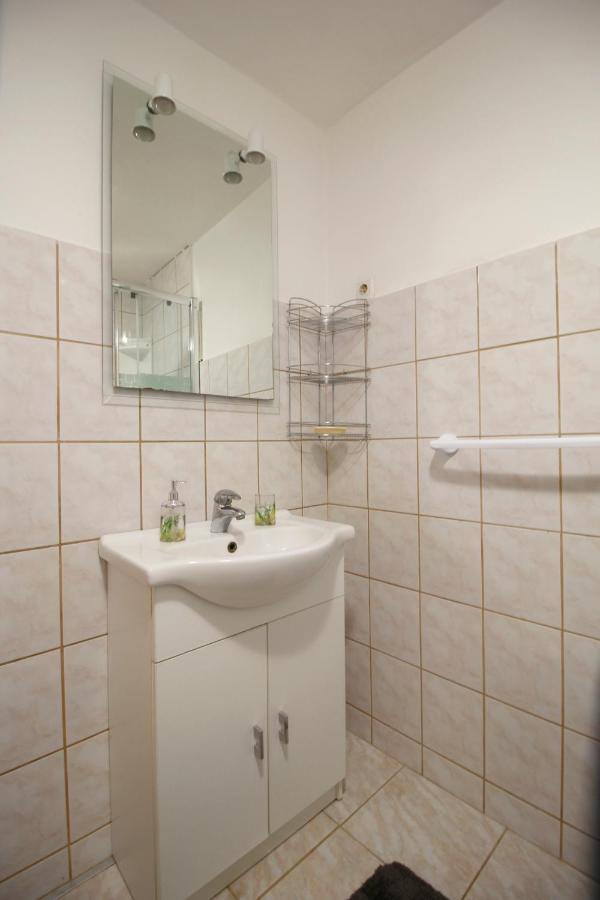 נין Apartment Suzy מראה חיצוני תמונה
